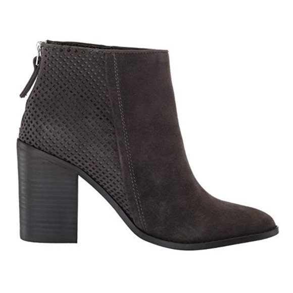 Chic Steve Madden Chunky Heeled Booties - Picture 3 of 8